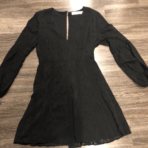 Astr Dresses & Skirts - Black Long Sleeve Astr Dress